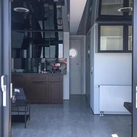 House On Water In Near Clean * Dziwnów