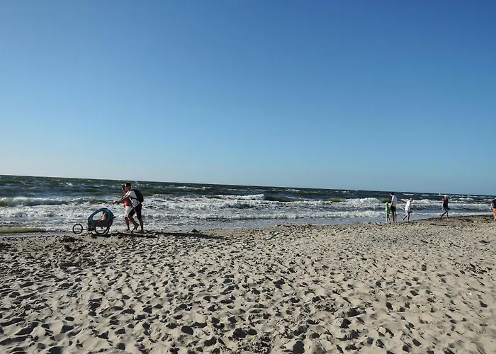 Πλωτό κατάλυμα House On Water In Near Clean *