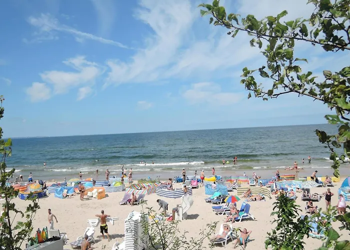Πλωτό κατάλυμα House On Water In Near Clean *